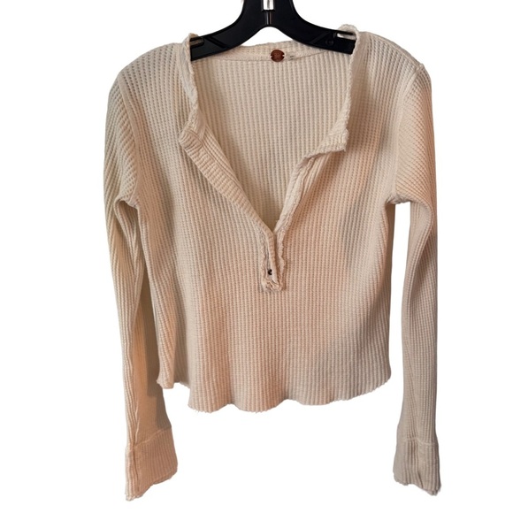 Free People Women’s Colt Top Waffle Knit Raw Hem Long Sleeves Sz M - Picture 2 of 15